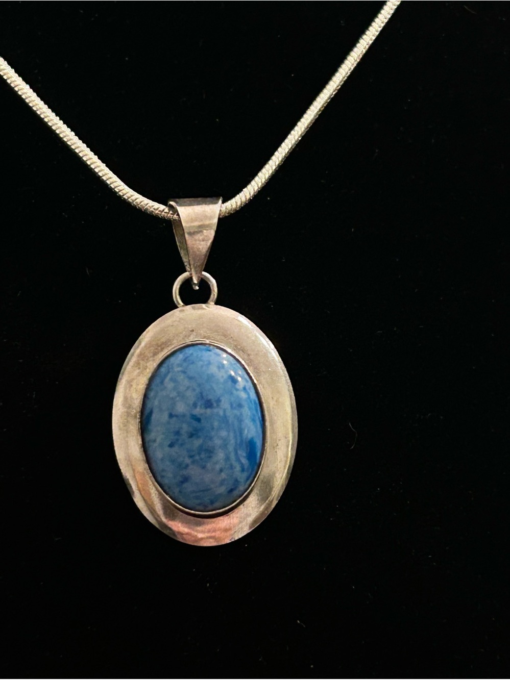 VTG “Silver Magic”Sterling Silver Blue Stone Pendant Necklace -18”